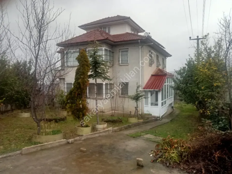 Akyazı satılık villa