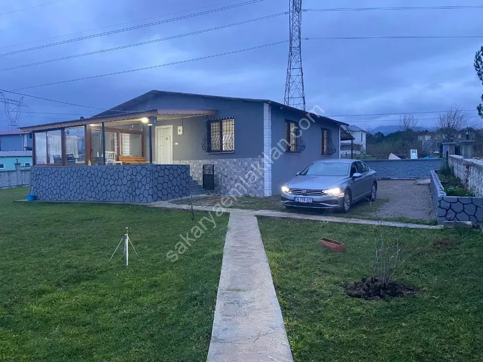 akyazı satılık mustakil ev