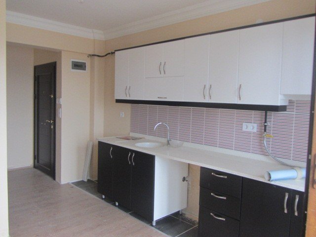 Serdivan Kampüs Cıvarı 45 M2 1+1 Stüdyo Daire