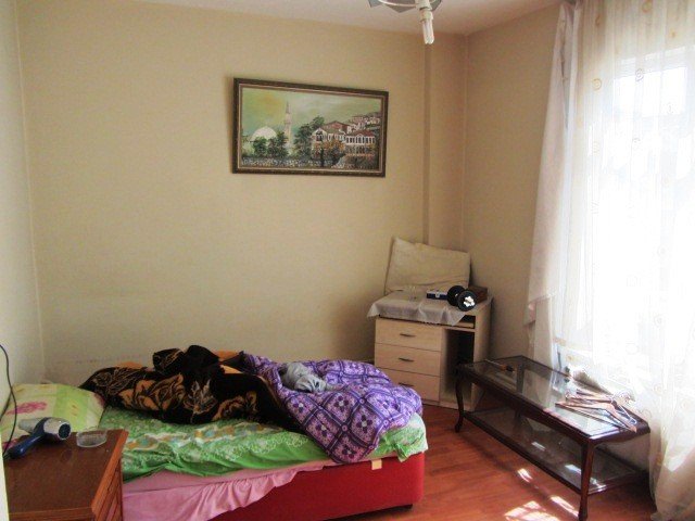 Papuçcular Mah. Kavaklı Cami Cıvarı Site İçinde 2+1 Full Eşyalı
