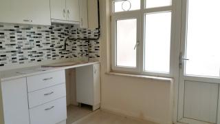 SAKARYA ERENLER MERKEZDE KİRALIK 2+1 DAİRE