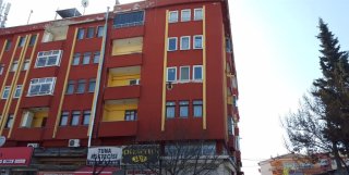 ALTIN EMLKATAN YENİ BOSNA CADDESİ HALK EĞİTİM MERKEZİ YANINDA 140m2 ÖN CEPHE DAİRE.