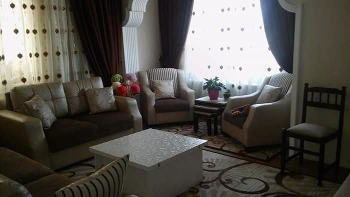 MALTEPE'DE SATILIK 3 KATLI MUSTAKİL EV