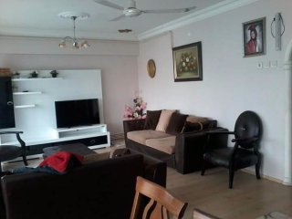 ÇARK CADDESİNDE SATILIK DAİRE