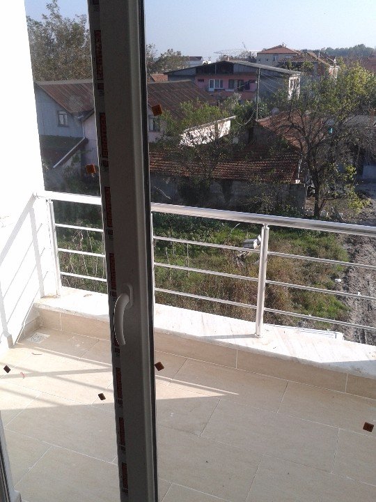 Satılık 2+1 krediye uygun içi kiracılı yeni diare..
