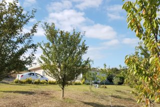 3600 m2 içinde 220 m2 tek kat villa