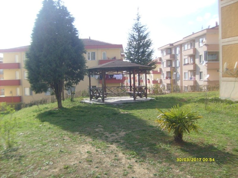 KORUCUK MAHALLESİNDE 120 M2 ARA KAT YAPILI KİRALIK  3+1 DAİRE