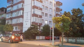 UYGUN FİYATA 3+1 110 METRE KARE GARAJLI MASRAFSIZ İÇİ YENİ YAPILDI