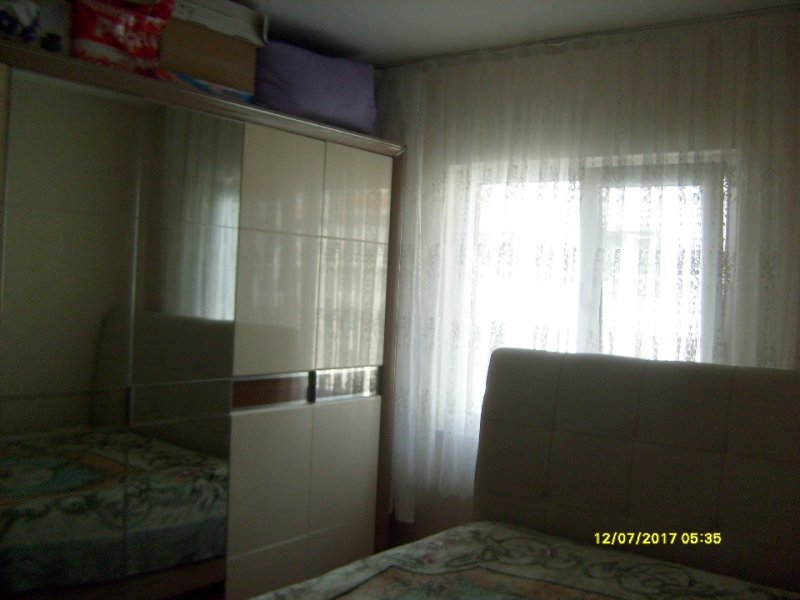 SAKARYA KORUCUK MAHALLESİNDE ASANSÖRLÜ 2+1 ,ARA KAT SATILIK DAİRE