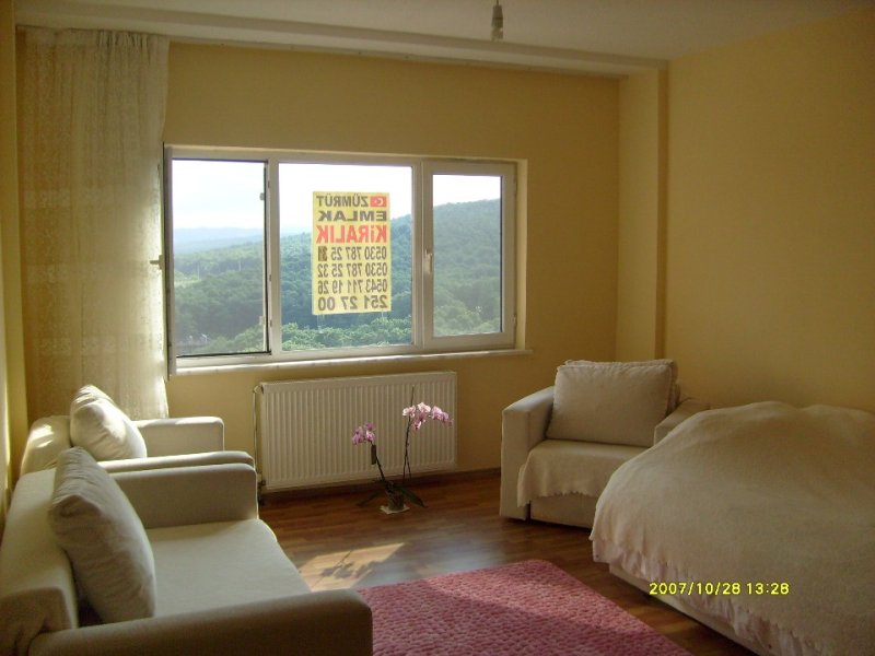 SAKARYA CAMİLİ MAHALLESİNDE VALİLİĞE YÜRÜME MESAFESİ EŞYALI KİRALIK DAİRE
