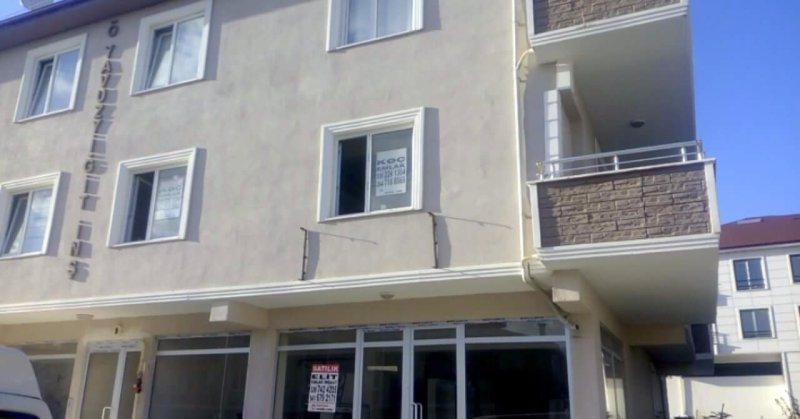 Karasu da 75 ve 78 M2 karşılıklı 2 Daire