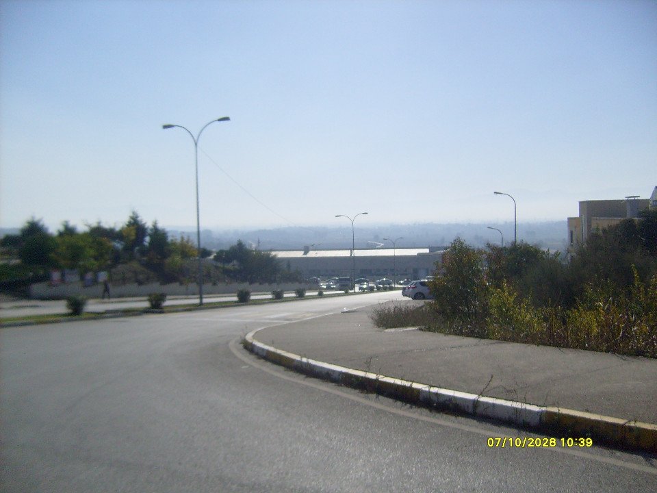 SAKARYA CAMİLİ MAHALLESİ VALİLİK YANI 3+1  EŞYALI KİRALIK DAİRE