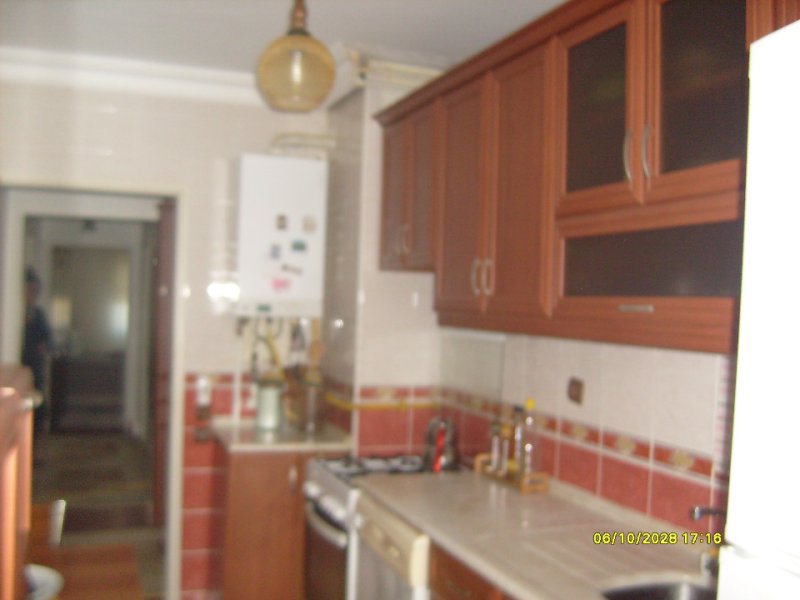 SAKARYA CAMİLİ MAHALLESİ VALİLİK VE OKUL YANI SATILIK ARA KAT DAİRE