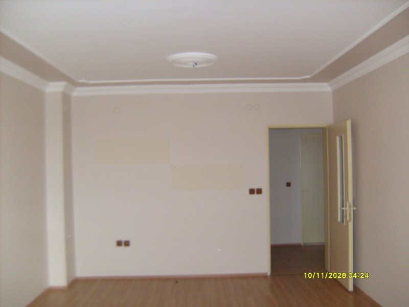 SAKARYA ZÜMRÜT EMLAKTAN CAMİLİ MAHALLESİNDE YAPILI 3+1 KİRALIK DAİRE