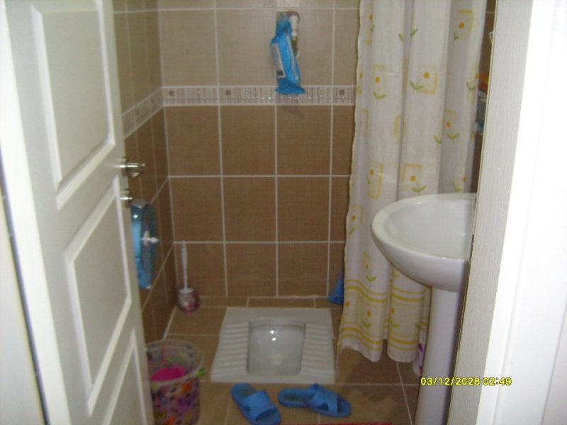 SAKARYA ZÜMRÜT EMLAKTAN KORUCUK MAHALLESİNDE ASANSÖRLÜ ARA KAT SATILIK DAİRE