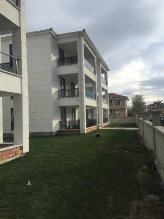 YAZLIK MEZARLIĞI MEVKİİNDE 130 M2 3+1 ULTRA LÜKS SATILIK DAİRE