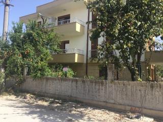 CUMHURİYET MAHALLESİNDE 140 m2 2+1 KİRALIK DAİRE