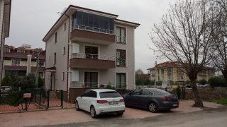 ARACI GAYRİMENKULDEN ADATIP HASTANE ve SERDİVAN AVM YAKINI KİRALIK ARA KAT 3+1 DAİRE