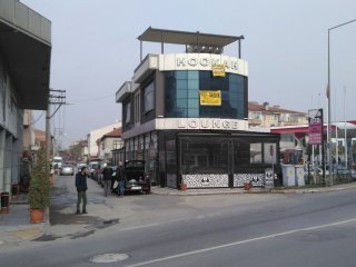 İŞTE EMLAK'TAN İZMİT CADDESİNDE 300m2 SATILIK KOMPLE İŞYERİ