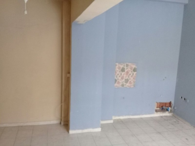 KARAOSMAN MAHALLESİNDE KİRALIK CADDEYE YAKIN DÜKKAN