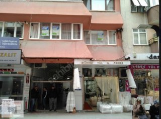 İŞTE EMLAKTAN MERKEZDE 110m2 3+1 SATILIK DAİRE