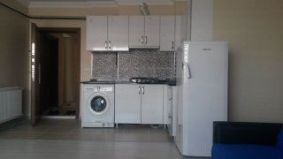 DEPOZİTOSUZ KAMPÜSE YÜRÜME MESAFESİNDE 2+1 FERAH APART DAİRE