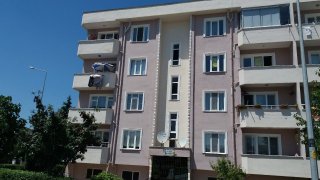 SERDİVAN AVM KARŞISINDA 105 M2 3+1 SATILIK DAİRE