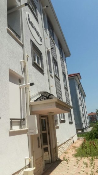 tekelerde 2+1 90 m2 satılık lüx orta kat daire