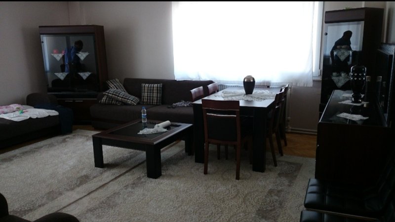 Ankara caddesinde Asansörlü bakımlı 3+1 daire