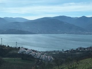 SAKARYA SERDİVAN'DA İMAR SINIRINDA 40 DÖNÜM ARAZİ..(40.000)M2