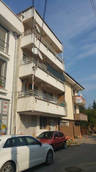 Acele satılık bina
