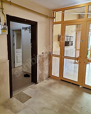 KORUCUKTA 1+1 SATILIK APART DAİRE