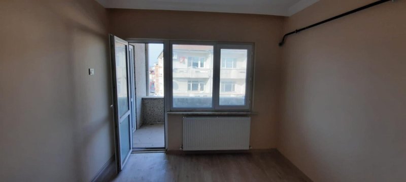 Sakarya , Adapazarı ,Kurtuluş Mahallesinde 3+1 Daire
