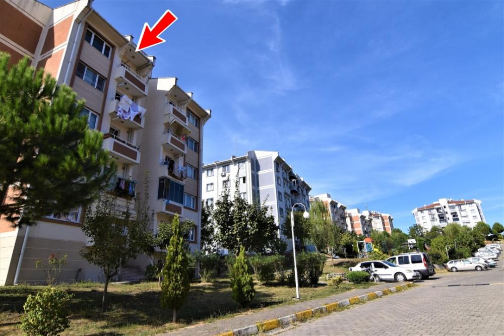 KORUCUK MAH DORUKKENT SİTESİNDE HARİKA KONUM ÜST KAT DAİRE