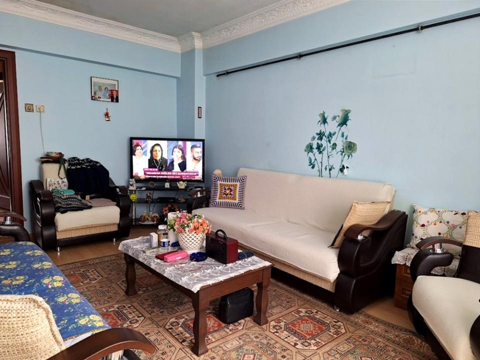 ADAPAZARI MERKEZDE SATILIK 4+1 BAKIMLI DAİRE