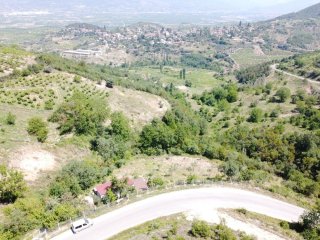 GEYVE CECELER MAHALLESİ'NDE 555 m2 MUHTEŞEM MANZARALI KUPON ARAZİ