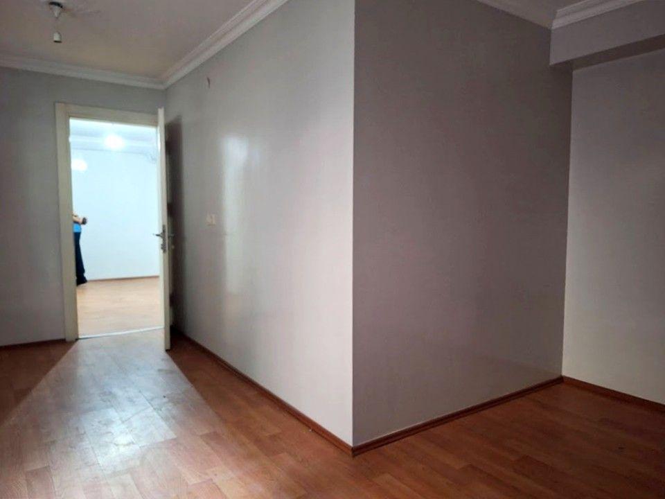 ADAPAZARI PAPUÇÇULAR MAHALLESİNDE KİRALIK 2+1 DAİRE