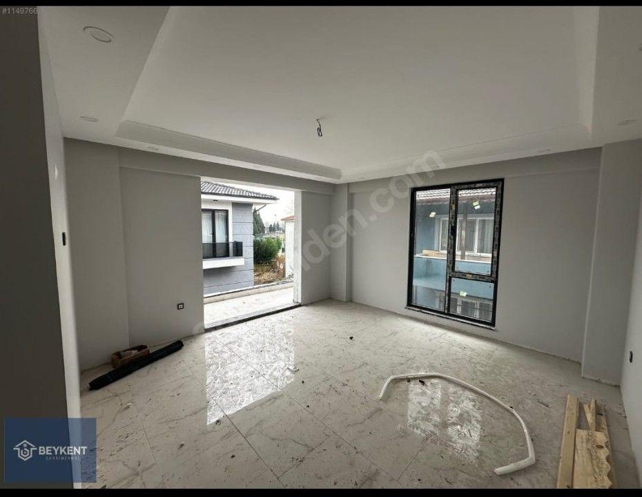 Karaaptiler Mah.'de 4+1 230 M² Geniş BOŞ Villa