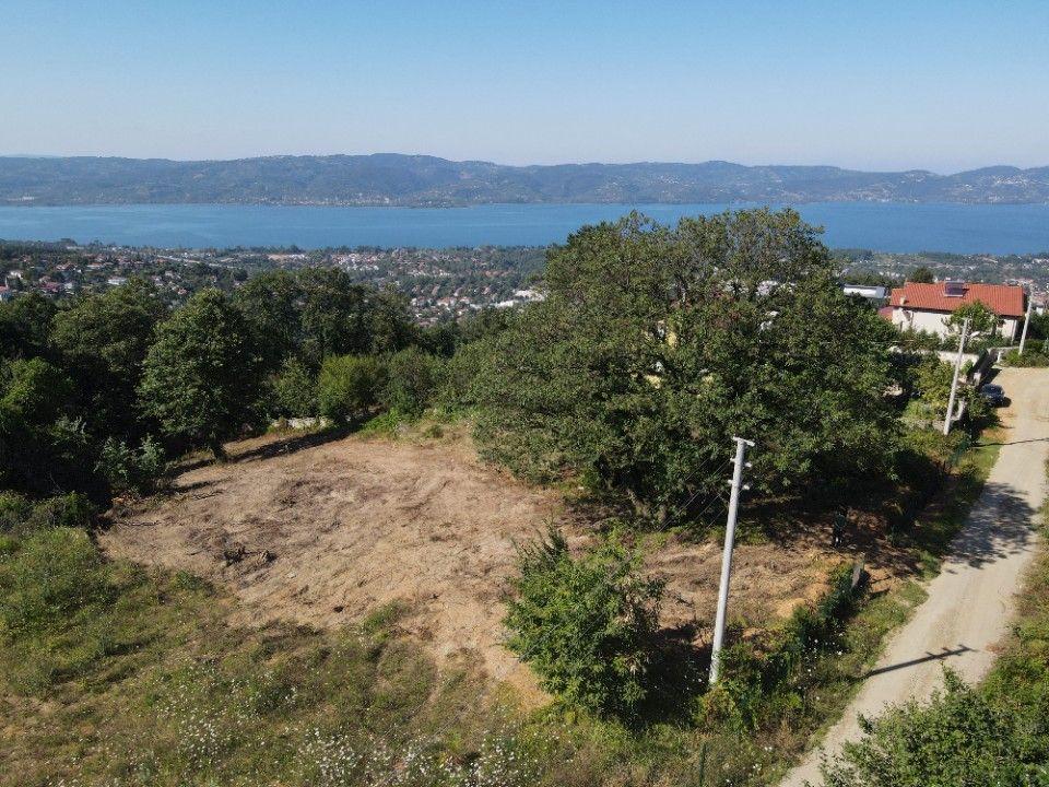 Sapanca Güldibi 1.118 M² İmarlı Arsa