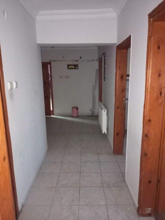 ÇEŞME MEYDANI BAŞINDA KİRALIK DAİRE