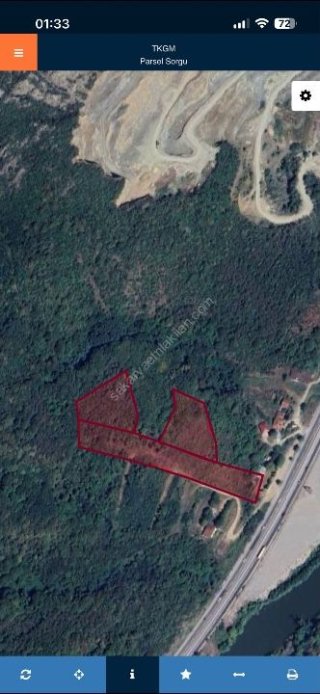 Adapazarı'na 18 km Mesafede, D-650 Üzerinde Satılık 14.520 m² Arazi
