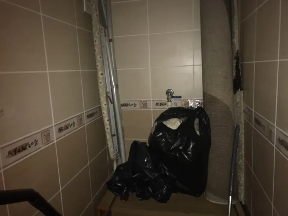 KORUCUKTA YARIM EŞYALI KOMBİLİ KLİMALI DAİRE