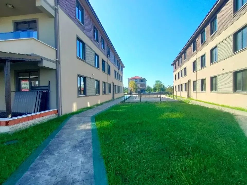 Satılık daire Karasu merkez İnciraltı