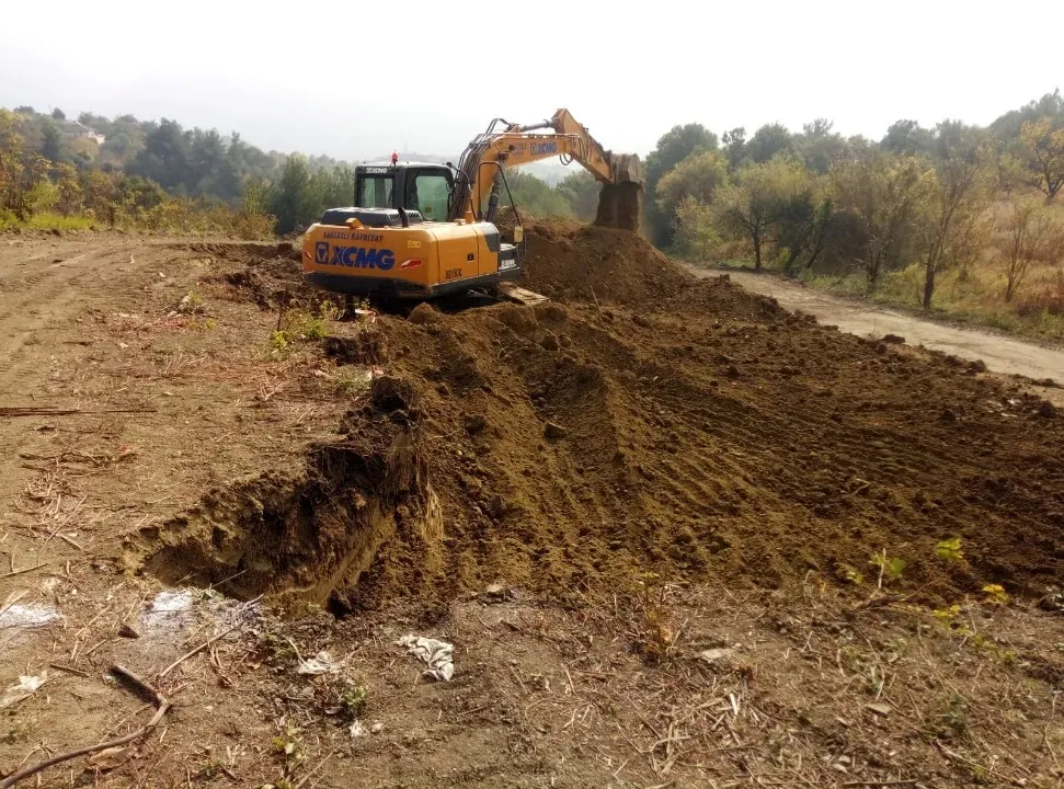 AVCI EMLAK'TAN GEYVE KÖPRÜBAŞINDA İMARLI 1041 m2 PROJELİ KAT İRTİFAKLI