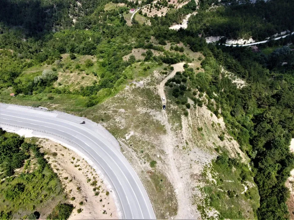 AVCI EMLAK'TAN HESAPLI AHİBABA'DA TİNY HOUSE İÇİN UYGUN ULAŞIMI KOLAY 1409 m2