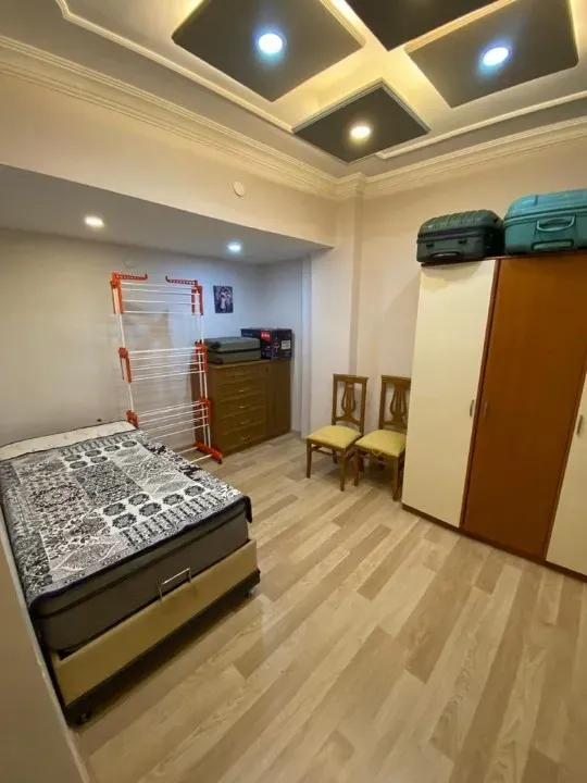 Sakarya Adapazarı Orta Mah.sinde Acilen Satılık Full 4+1 İçi Yapılı Ayrı Mutfak Eşyalı Daire