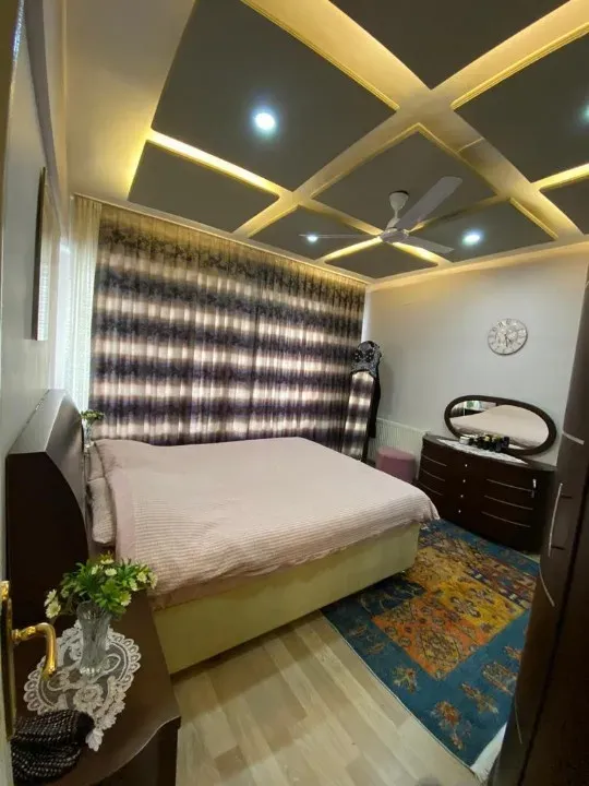 Sakarya Adapazarı Orta Mah.sinde Acilen Satılık Full 4+1 İçi Yapılı Ayrı Mutfak Eşyalı Daire