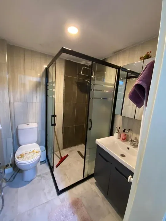 Sakarya Adapazarı Orta Mah.sinde Acilen Satılık Full 4+1 İçi Yapılı Ayrı Mutfak Eşyalı Daire