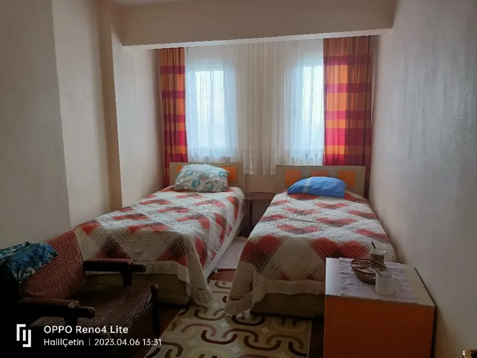 SAPANCA'DA GÖL MANZARALI SATILIK 3 ADET VİLLA