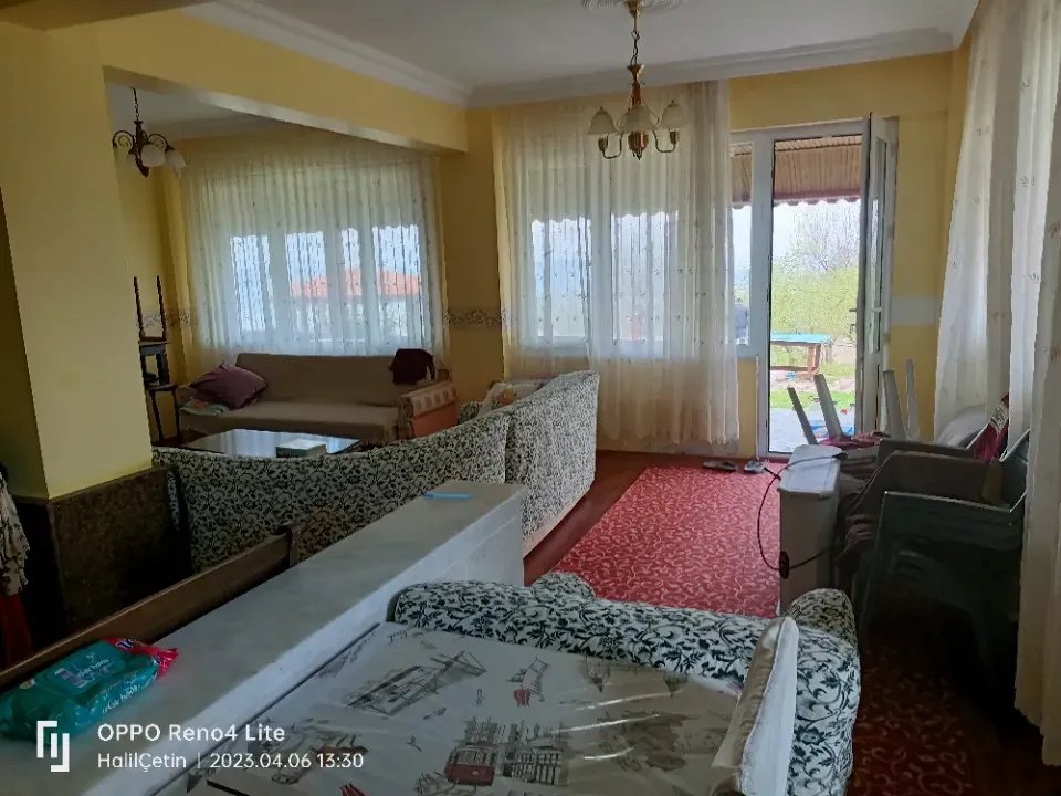 SAPANCA'DA GÖL MANZARALI SATILIK 3 ADET VİLLA